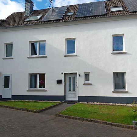 Ninas Gaestezimmer Hinterweiler Buitenkant foto